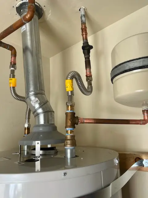 Water heater installation and plumbing repair in Chestnut Point